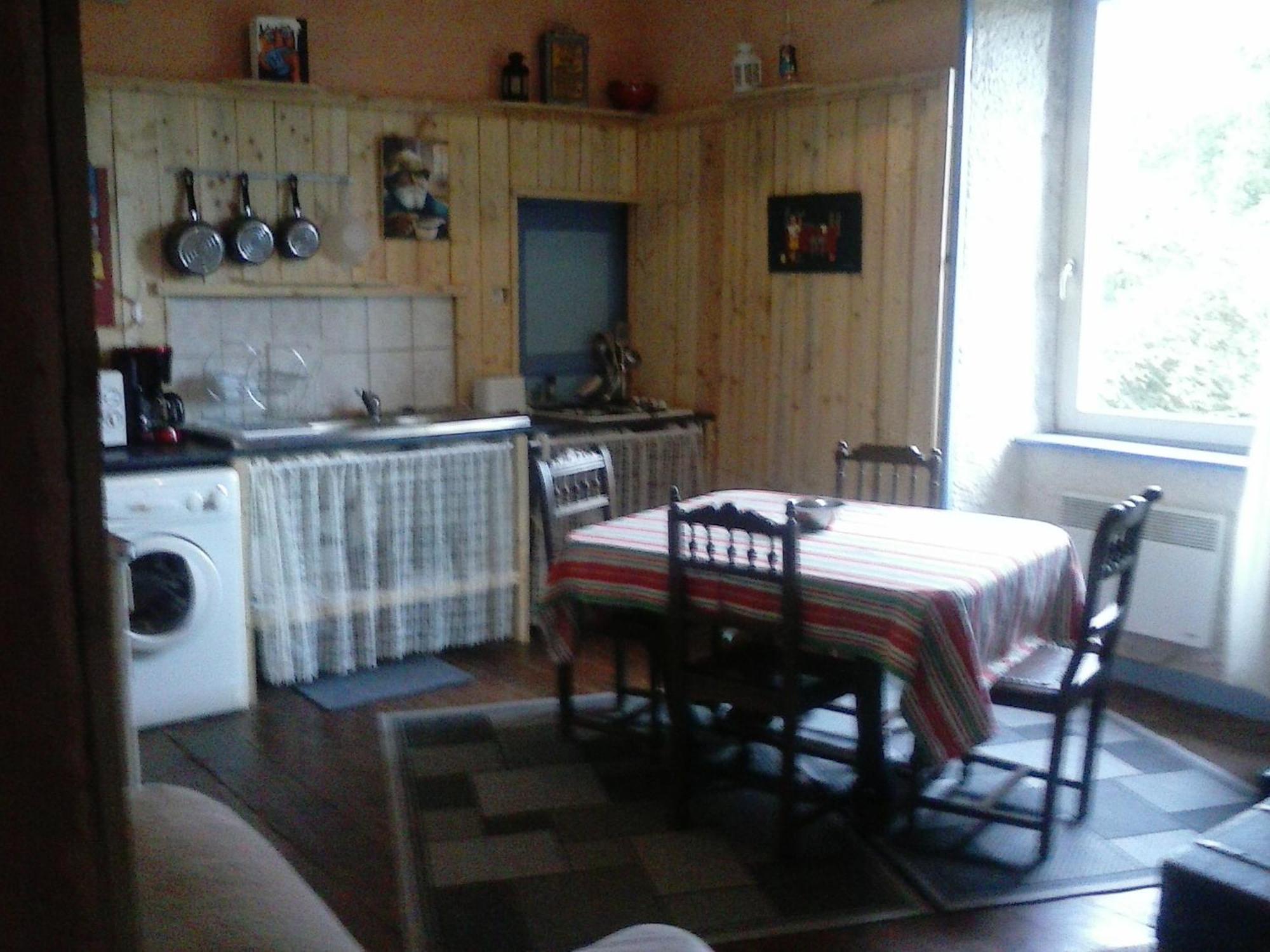 Les Gites Du Couvent Alternatif Camlez Номер фото